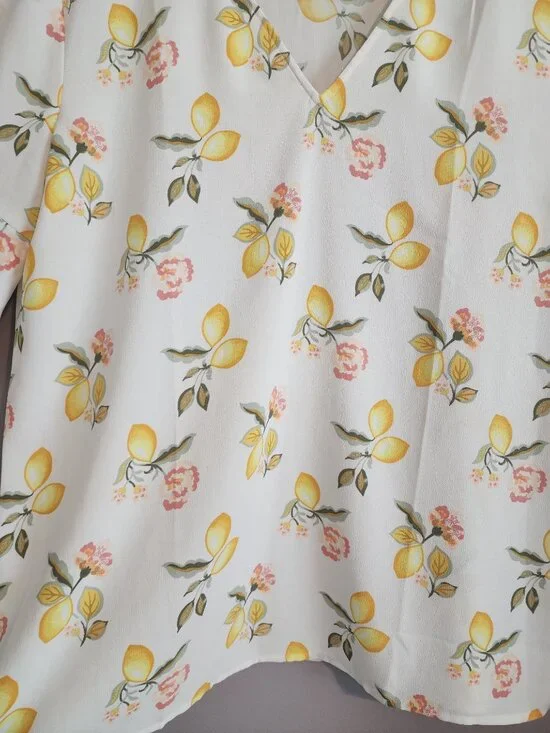 Loft Studio Lightweight Blouse with Colorful Lemon Design - Size Medium - Picture 4 of 10